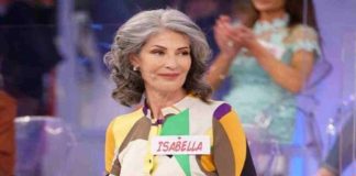 isabella-tronoover-lavoro-political24