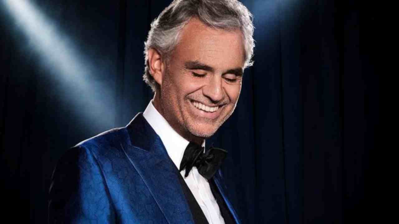 Amos Bocelli si laurea: la dedica tenerissima del padre Andrea - La Sicilia