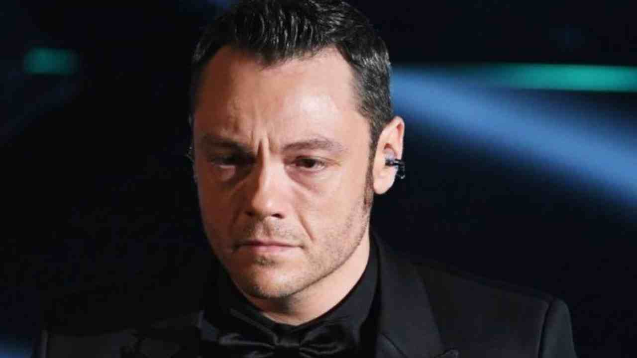 Tiziano Ferro confessione Political24