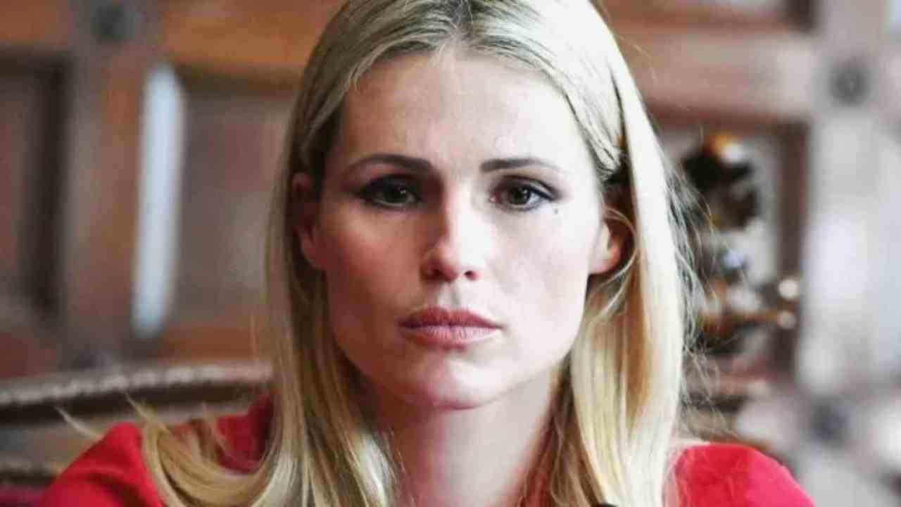 Michelle Hunziker annuncio Political24