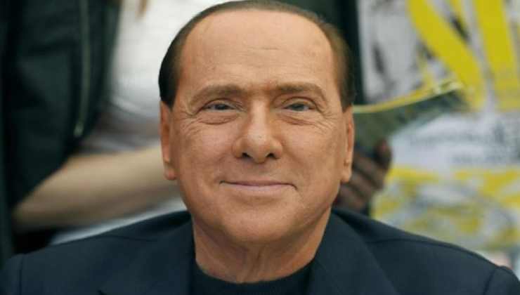 Silvio Berlusconi titolo di studio Political24