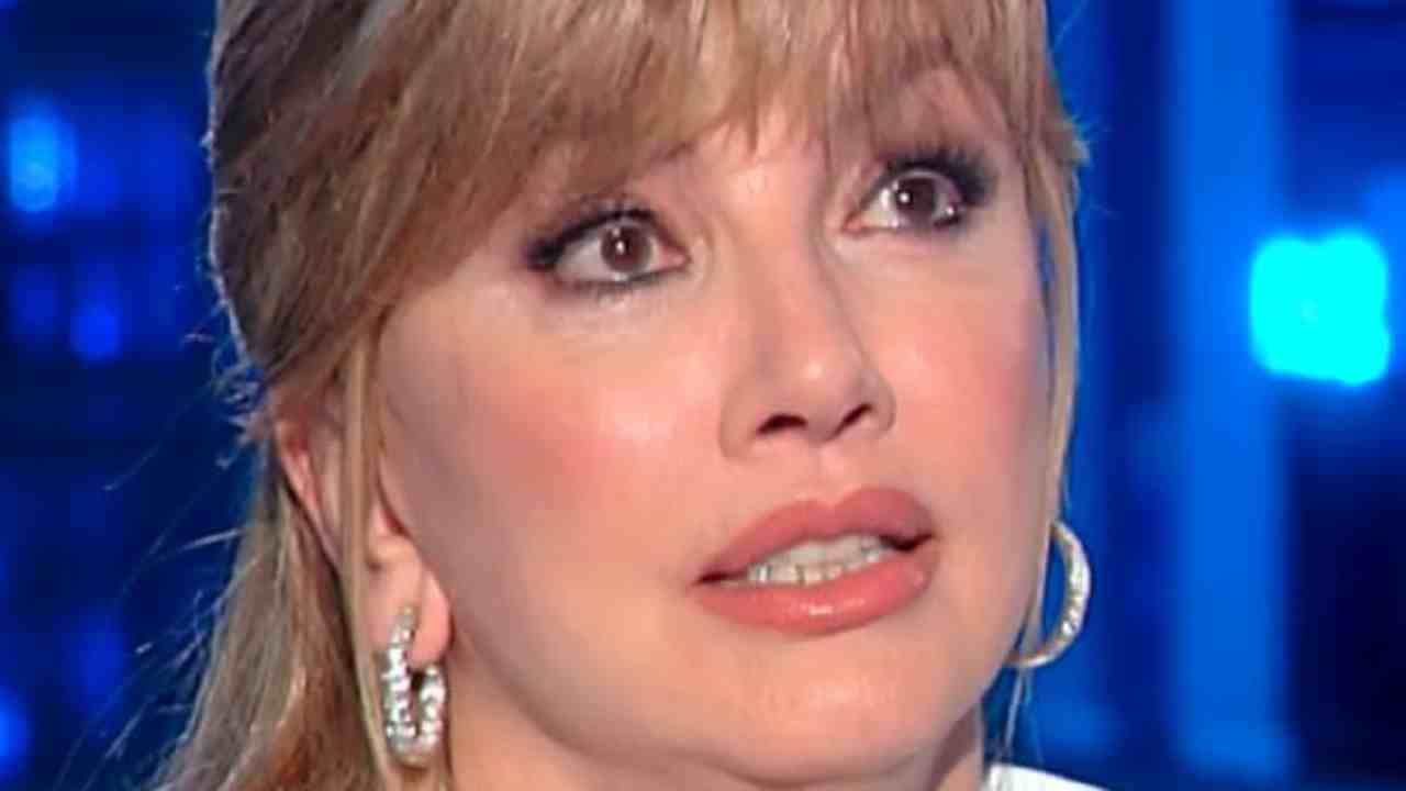 Milly Carlucci rapporto con il padre Political24