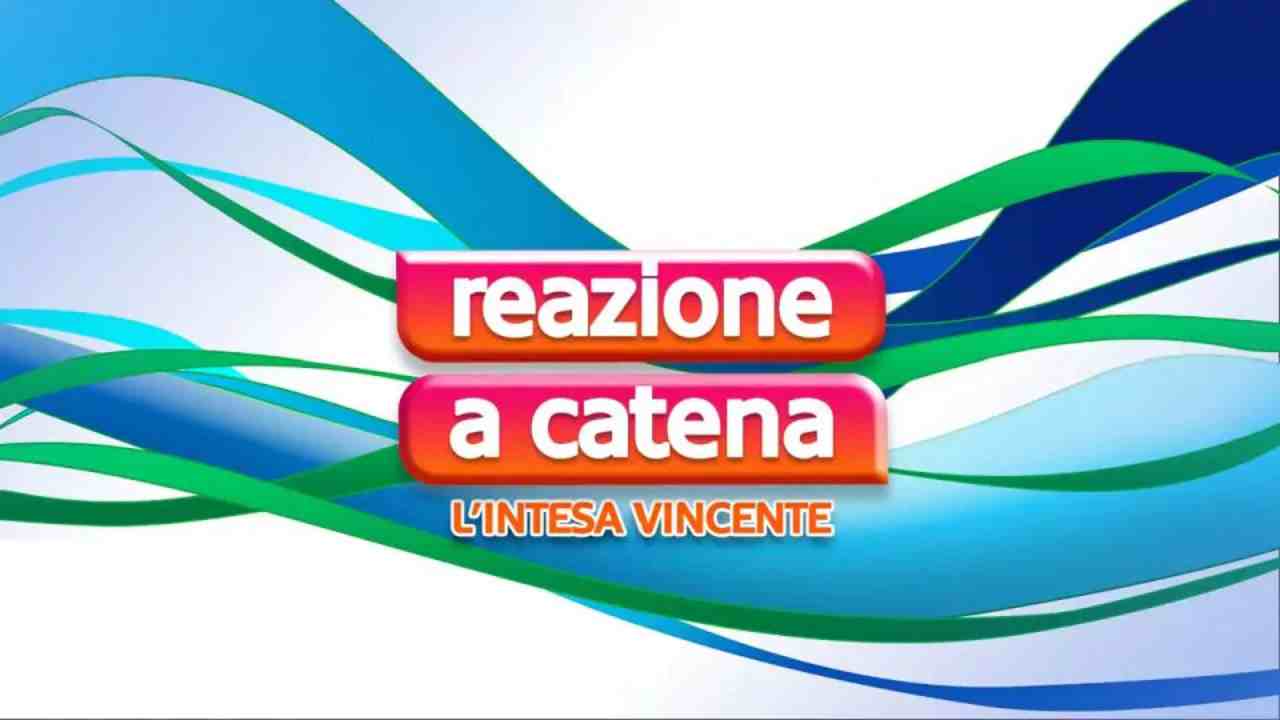 Reazione a catena concorrente insultata Political24