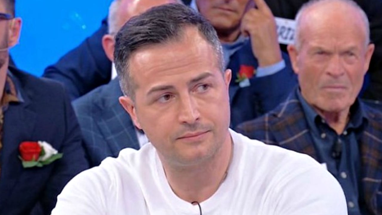 Riccardo Guanieri beccato con un'ex dama Political24
