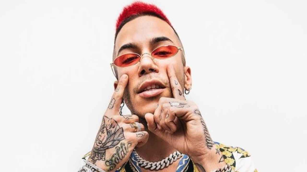 sfera ebbasta foto prima successo- political24