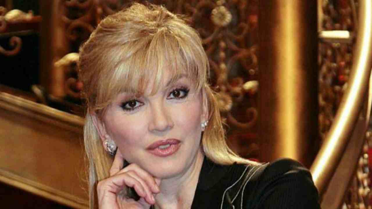 Milly Carlucci vuole lei Political24 