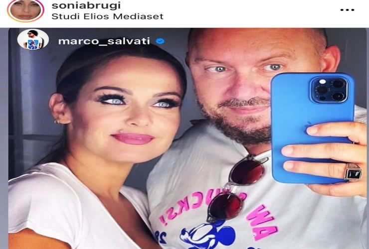 Sonia Bruganelli foto con un altro uomo Political24