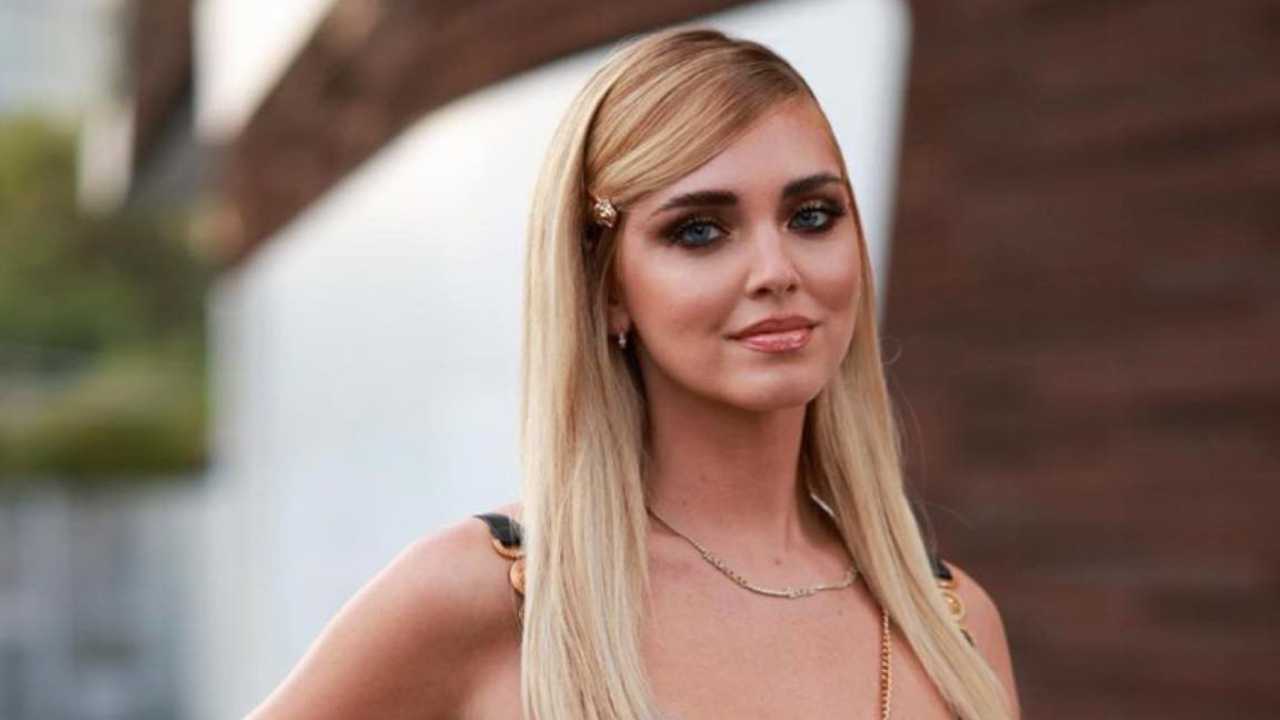 Chiara Ferragni ha ceduto al ritocchino Political24