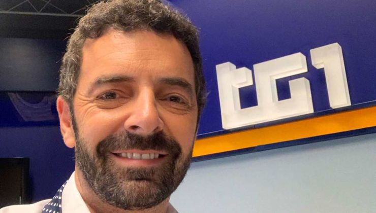 Alberto Matano cambia programma Political24