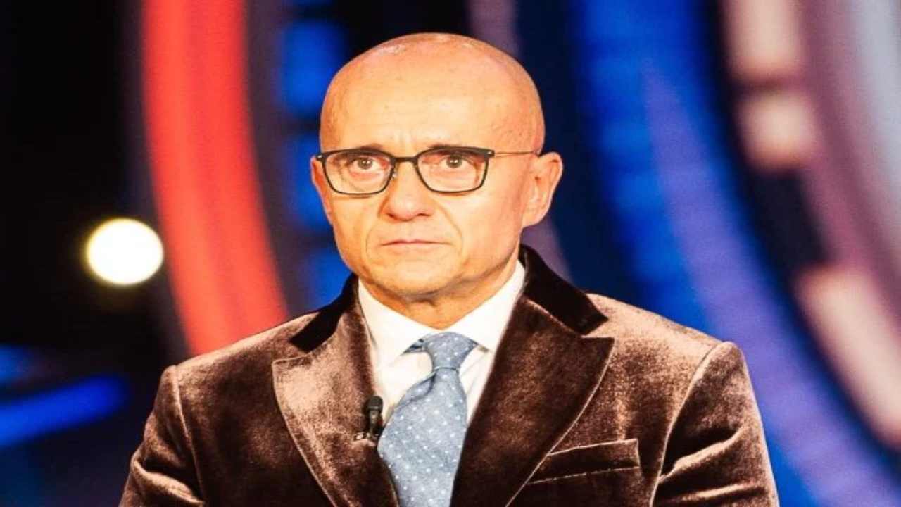 Alfonso Signorini bufera per la frase sull'aborto Political24