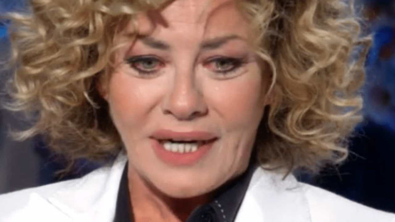 Eva Grimaldi e il divorzio dal marito-Political24