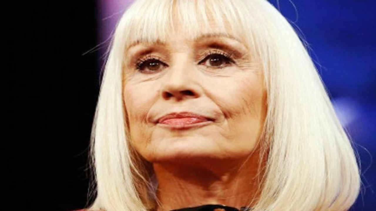 Raffaella-Carrà avvistata dove-Political24