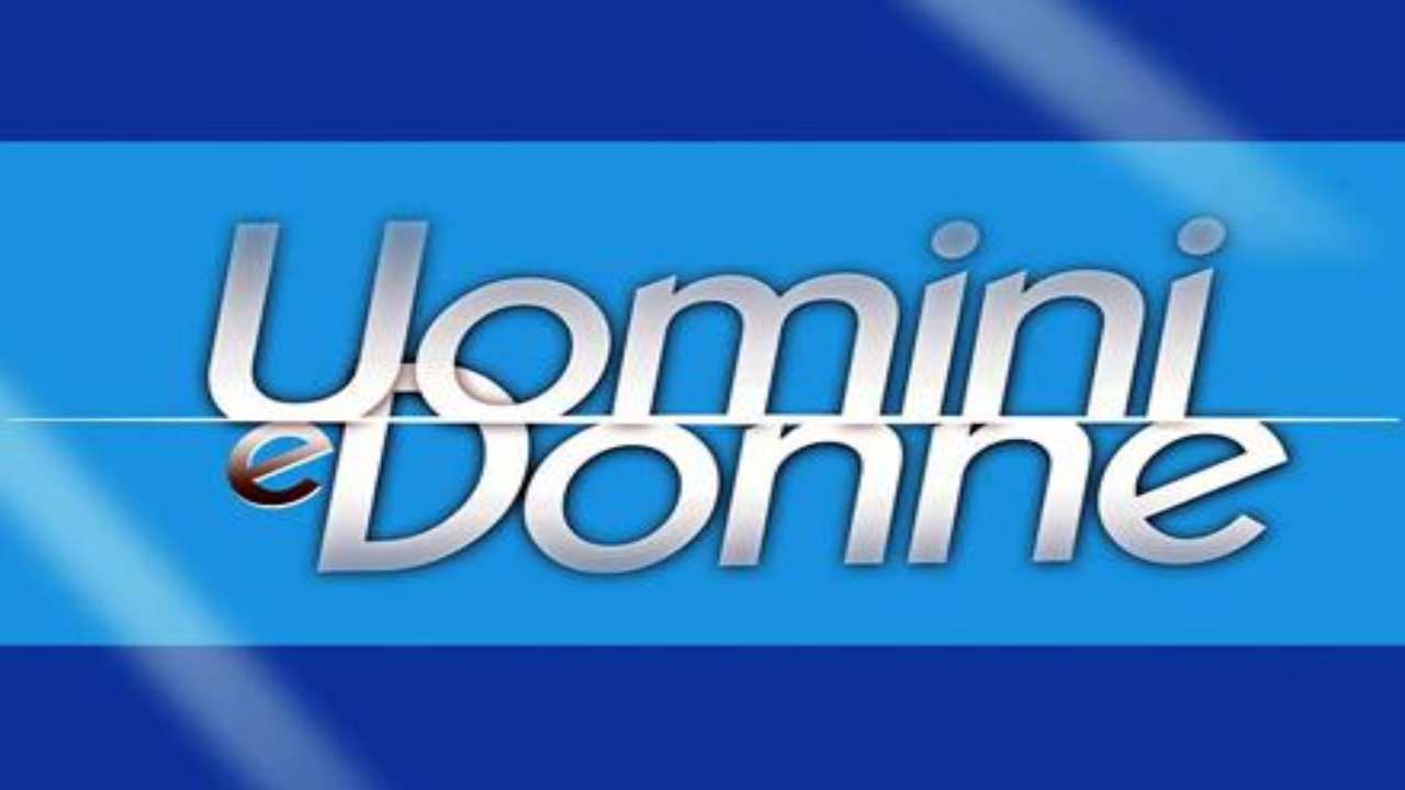Uomini e Donne logo-Political24