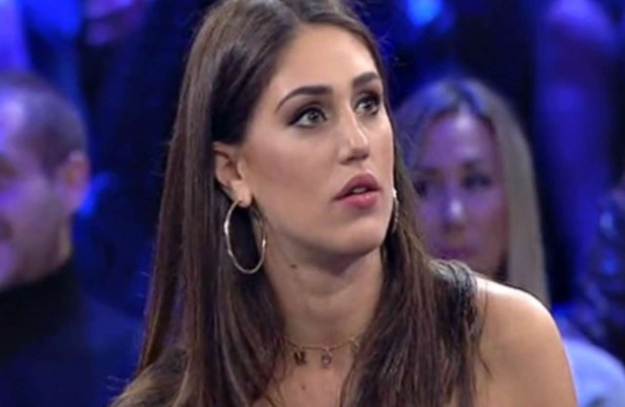 Isola dei Famosi, Cecilia Rodriguez asfalta una naufraga - Political24