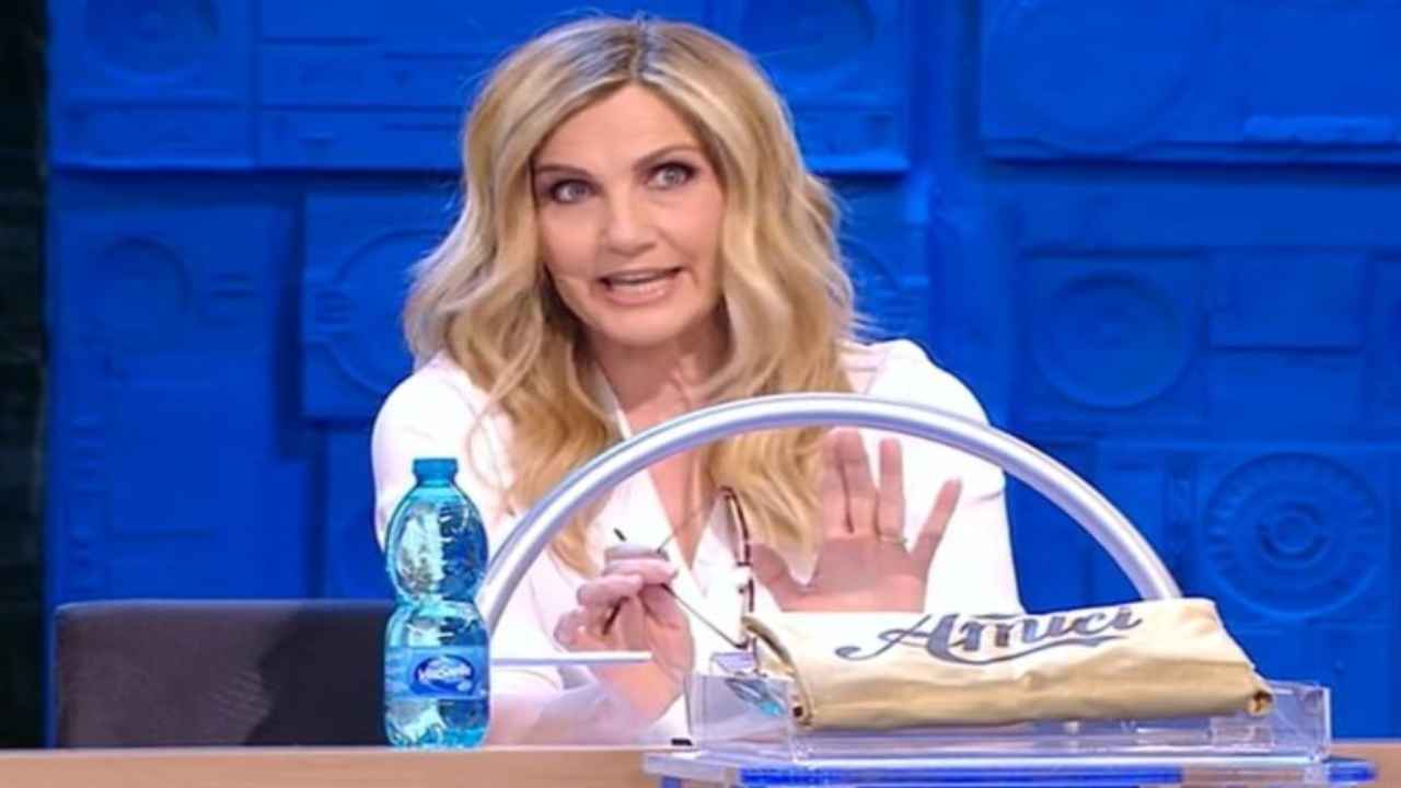 Amici, Lorella Cuccarini-Political24