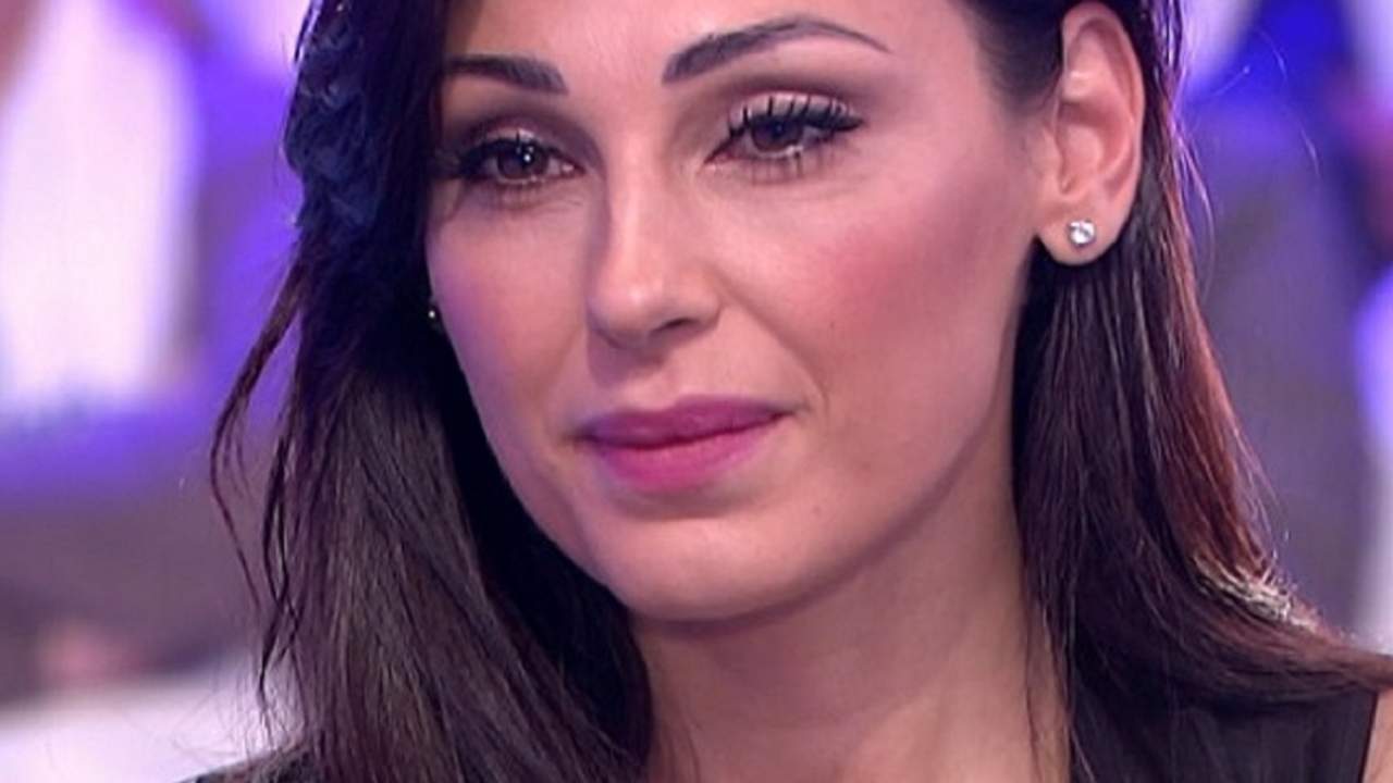 Anna Tatangelo pronta per un nuovo addio - Political24