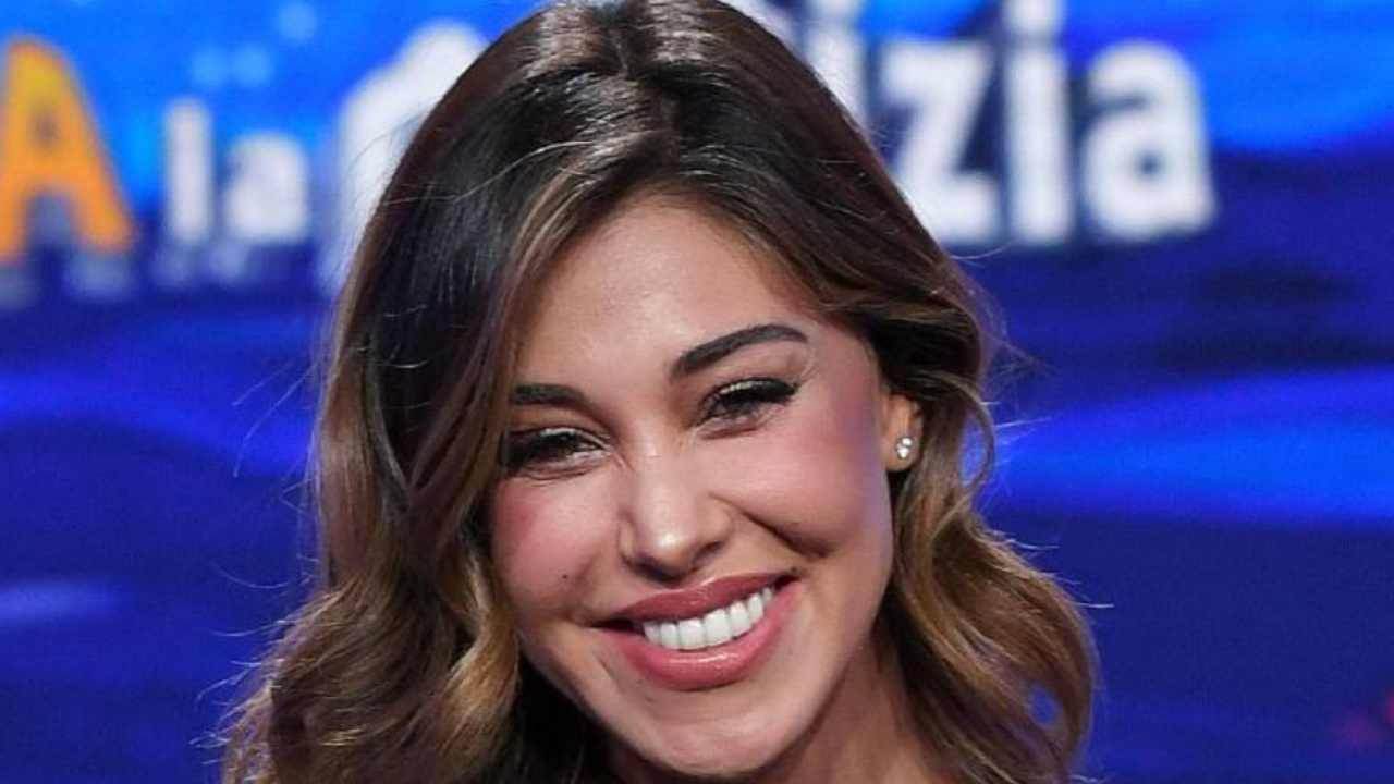 Belen Rodriguez e la sua nuova creatura - Political24