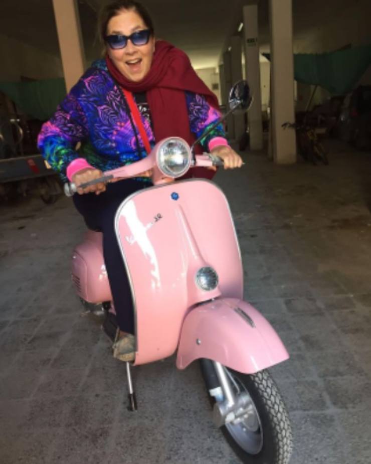 Romina Power Vespa Political24