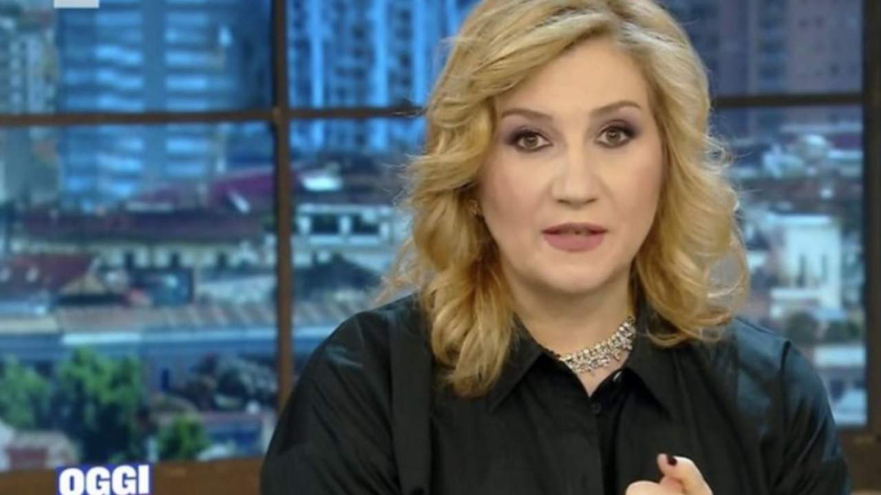 Serena Bortone sbotta diretta - 10052022 - political24