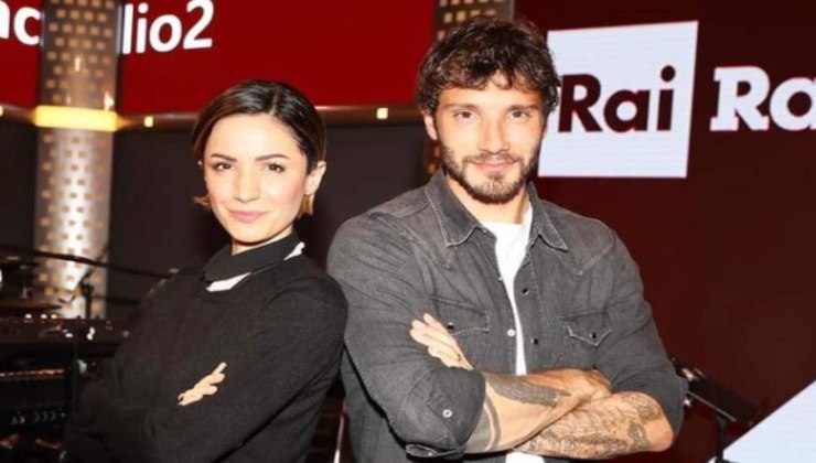 Stefano De Martino con un'altra donna? - Political24