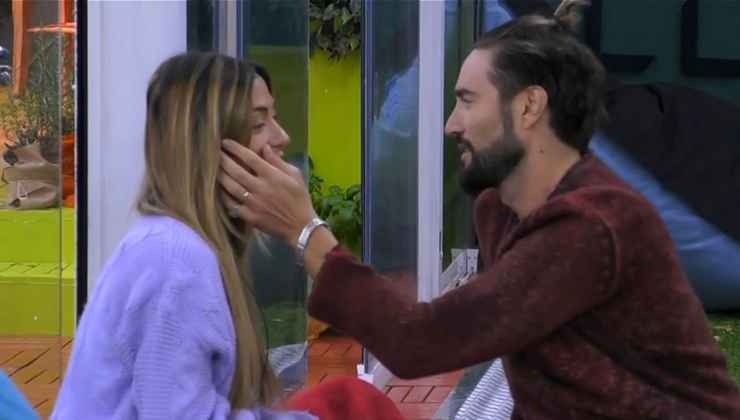 Alex-Belli-Soleil-Sorge-gfvip6-Political24.it