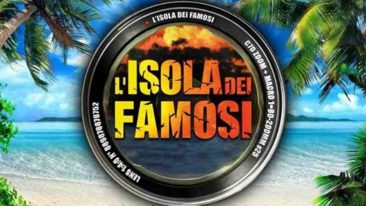L'Isola dei Famosi incidente 'hot' - 07062022 - political24