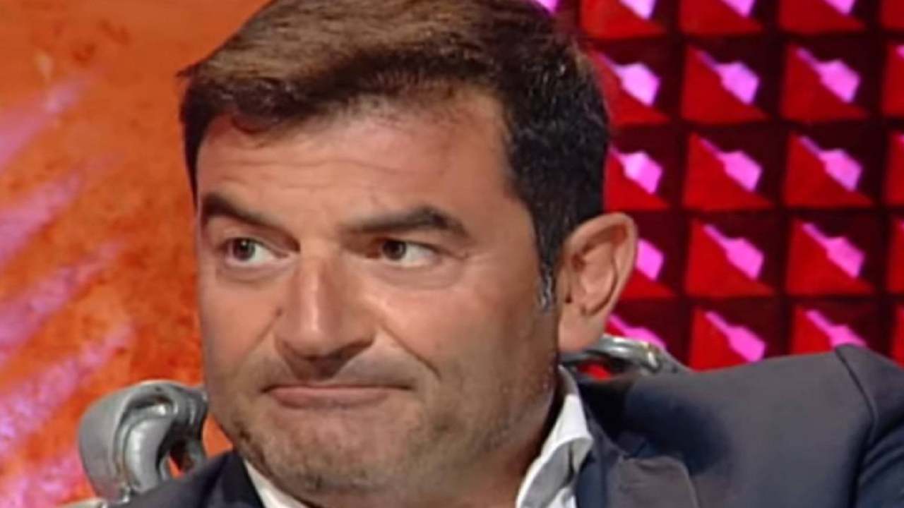 max giusti show cancellato- political24