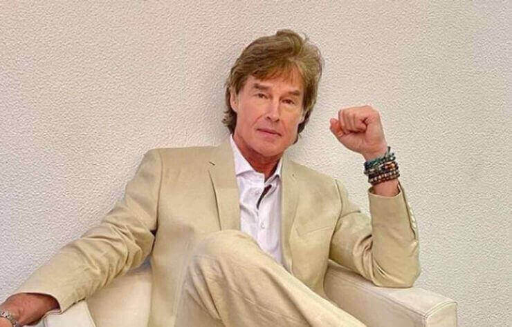 ronn-moss-beautiful-Political24.it (1) (1) (1) (1)