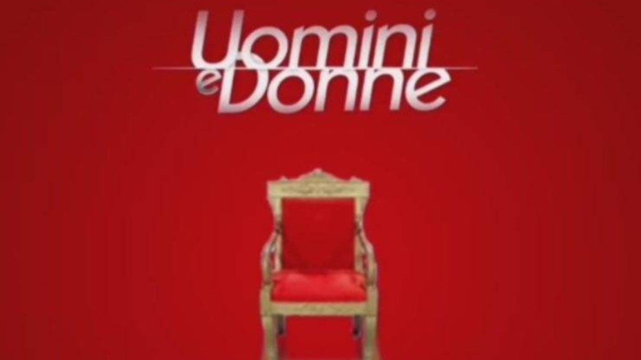 uomini-e-donne-anoressia-Political24.it