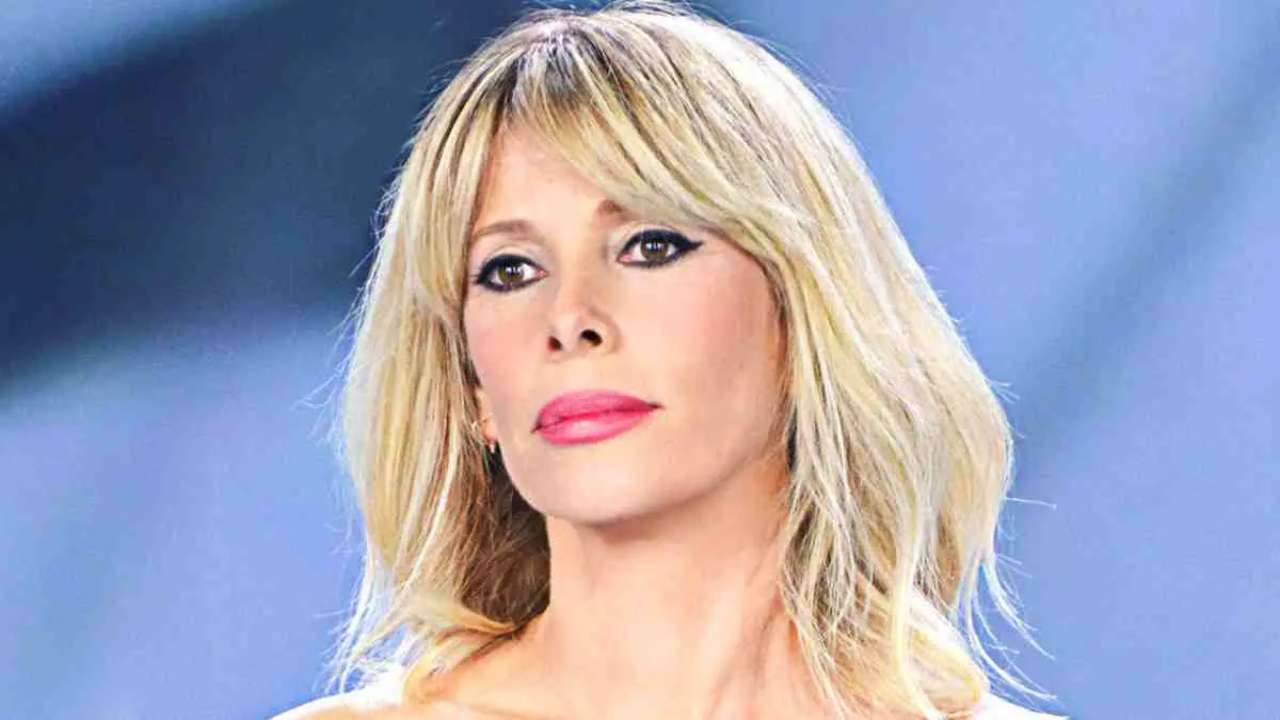 Alessia Marcuzzi ce la polemica social - Political24 