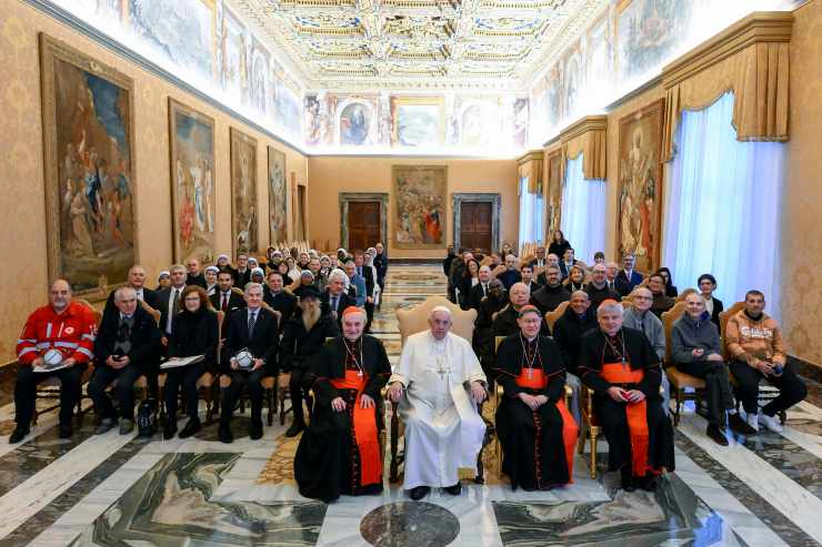 Papa Francesco ha firmato le dimissioni